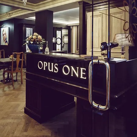 מלון Boutique Opus One