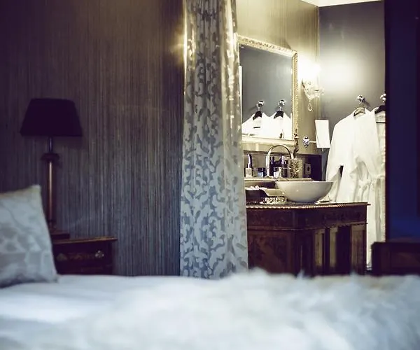 מלון Boutique Opus One 4*