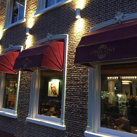 Hotel Boutique Opus One 4*